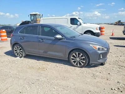 2018 HYUNDAI ELANTRA GT BASE, фото 4, лот 10894738