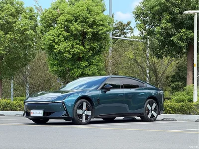 2025 XPeng P7 702km Long Range Edition, фото 1, лот 10375633