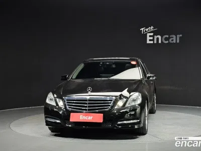 2013 Mercedes-Benz E-Class E220 CDI Avantgarde, фото 3, лот 10163795