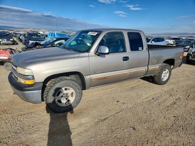 2001 CHEVROLET SILVERADO K1500, фото 1, лот 10976804