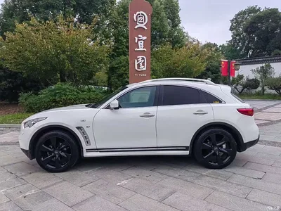 2013 Infiniti QX70 3.7L Superior, фото 4, лот 10379633