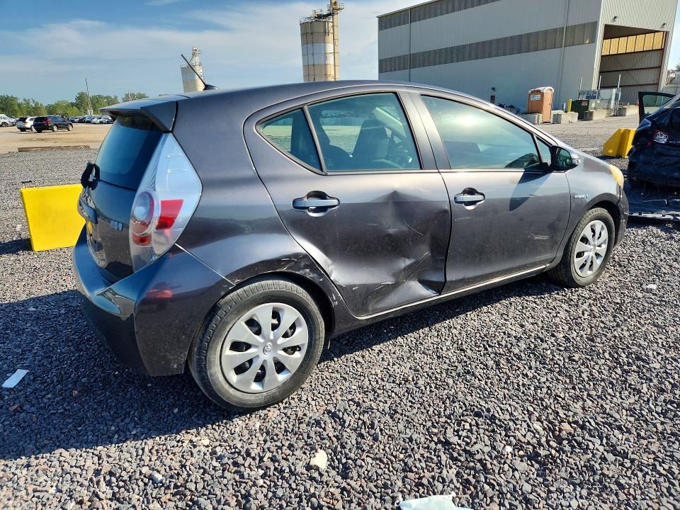 2013 TOYOTA PRIUS C TWO, фото 3, лот 10653835
