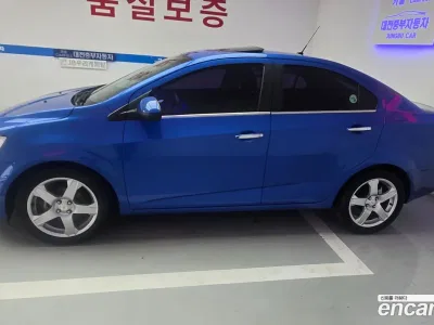 2012 Chevrolet Aveo LT Luxury, фото 1, лот 10072506