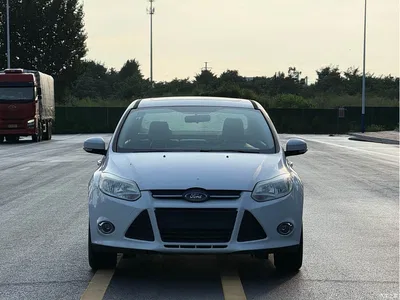 2012 Ford Focus Sedan 1.6L Automatic Trend, фото 2, лот 10294511
