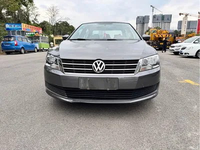 2013 Volkswagen Lavida Facelift Classic 1.6L Automatic Trend, фото 2, лот 10482143