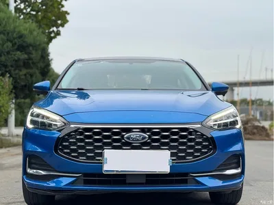 2021 Ford Focus Sedan EcoBoost 180 Auto Trend, фото 2, лот 10279979