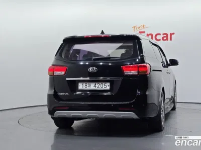 2015 Kia Canival 9-seater Noblesse, фото 4, лот 10513847