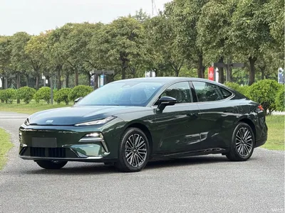 2025 Geely Galaxy Galaxy Xingyao 8 130km EM-i Premium Edition, фото 1, лот 11227645