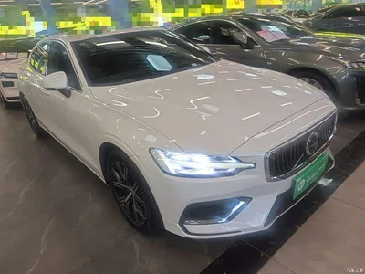 2023 Volvo S60 B4 Smart Comfort Luxury Edition, фото 4, лот 10955790