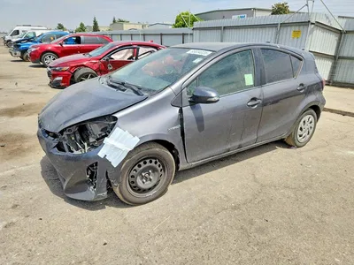 2016 TOYOTA PRIUS C ONE, фото 1, лот 10515631