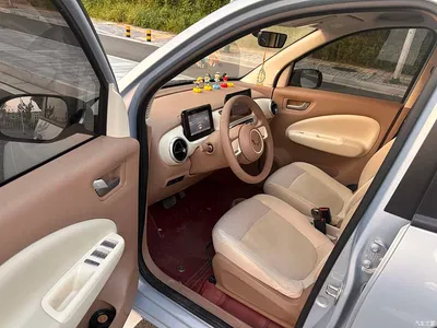 2025 Wuling Motors Hongguang MINIEV 4-Door Premium+ Edition, фото 4, лот 10367598
