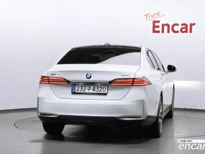 2024 BMW 5-Series 520i, фото 4, лот 10203954