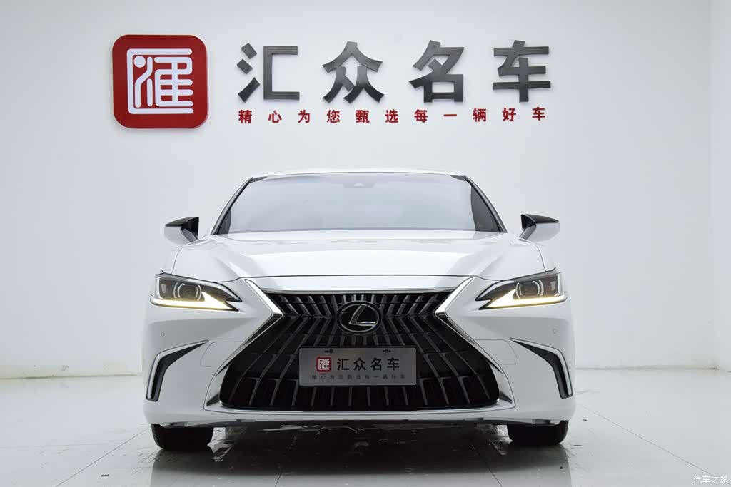 2022 Lexus ES 300h Excellence Edition, фото 2, лот 11230793