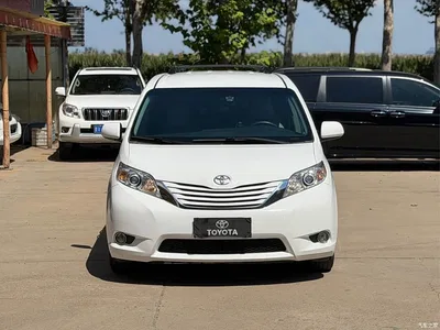 2015 Toyota Sienna, фото 2, лот 10476528