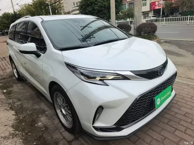 2022 Toyota Granvia Model Year 2.5L Hybrid Flagship Edition, фото 4, лот 10516220