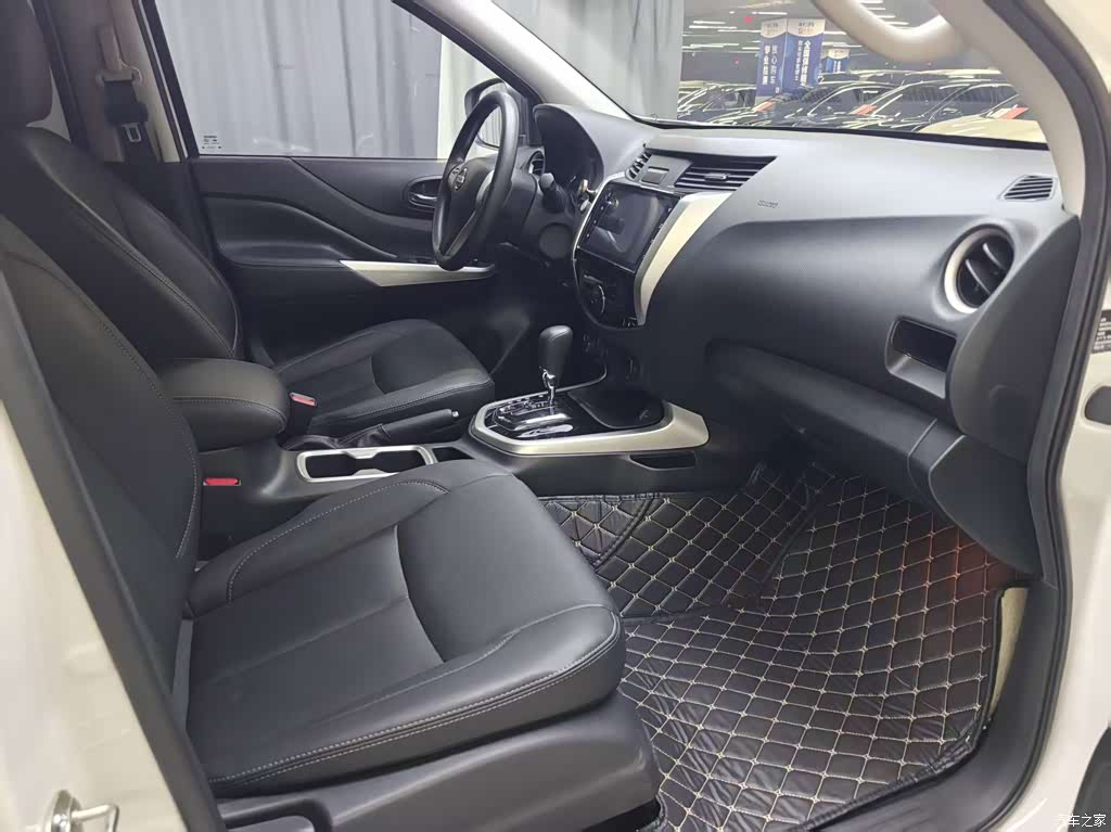 2020 Nissan Terra 2.5L XL Upper 4WD Automatic Luxury Edition, фото 4, лот 10351756