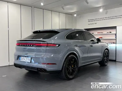 2025 Porsche Cayenne 4.0 Turbo E-hybrid Coupe, фото 2, лот 10098047