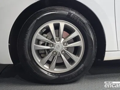 2019 Hyundai AVANTE 1.6, фото 4, лот 10177112