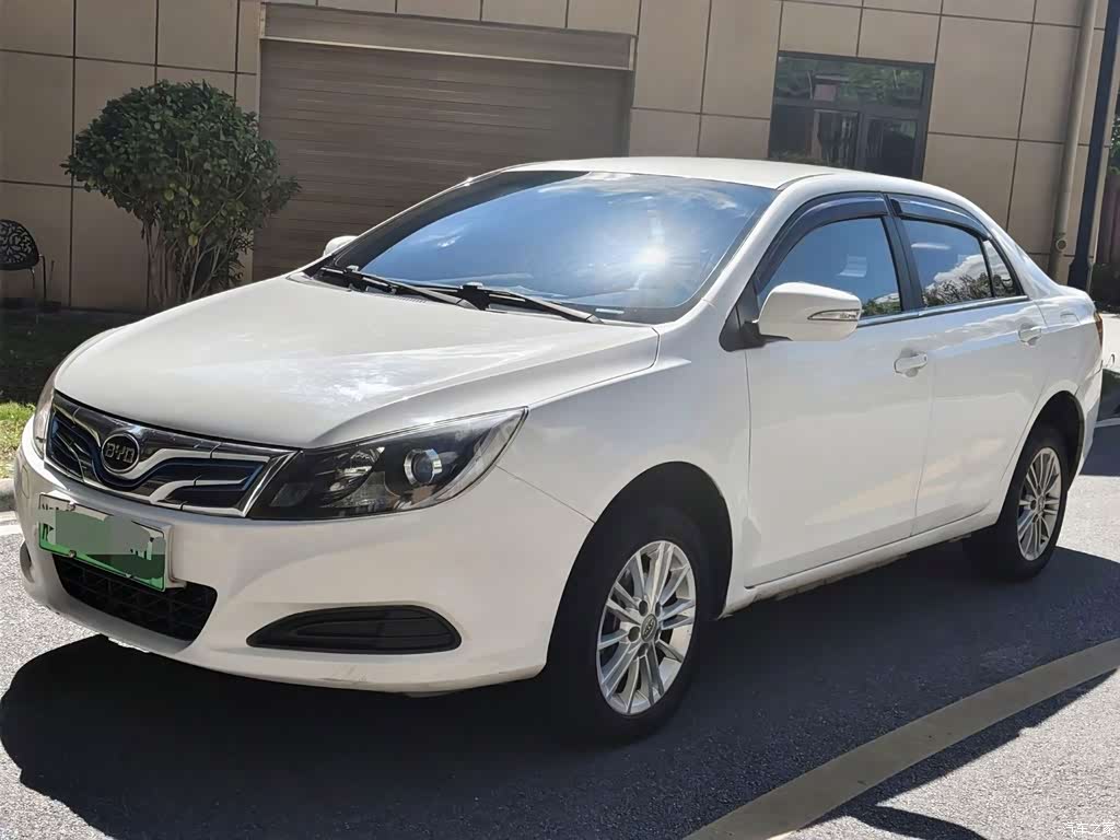 2018 BYD e5 450 Connected Enjoyment, фото 1, лот 10255365