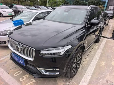 2023 Volvo XC90 B6 Smart Comfort Luxury Edition 7-Seater, фото 1, лот 10404796