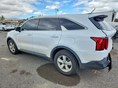 2023 KIA SORENTO LX, фото 2, лот 10778423
