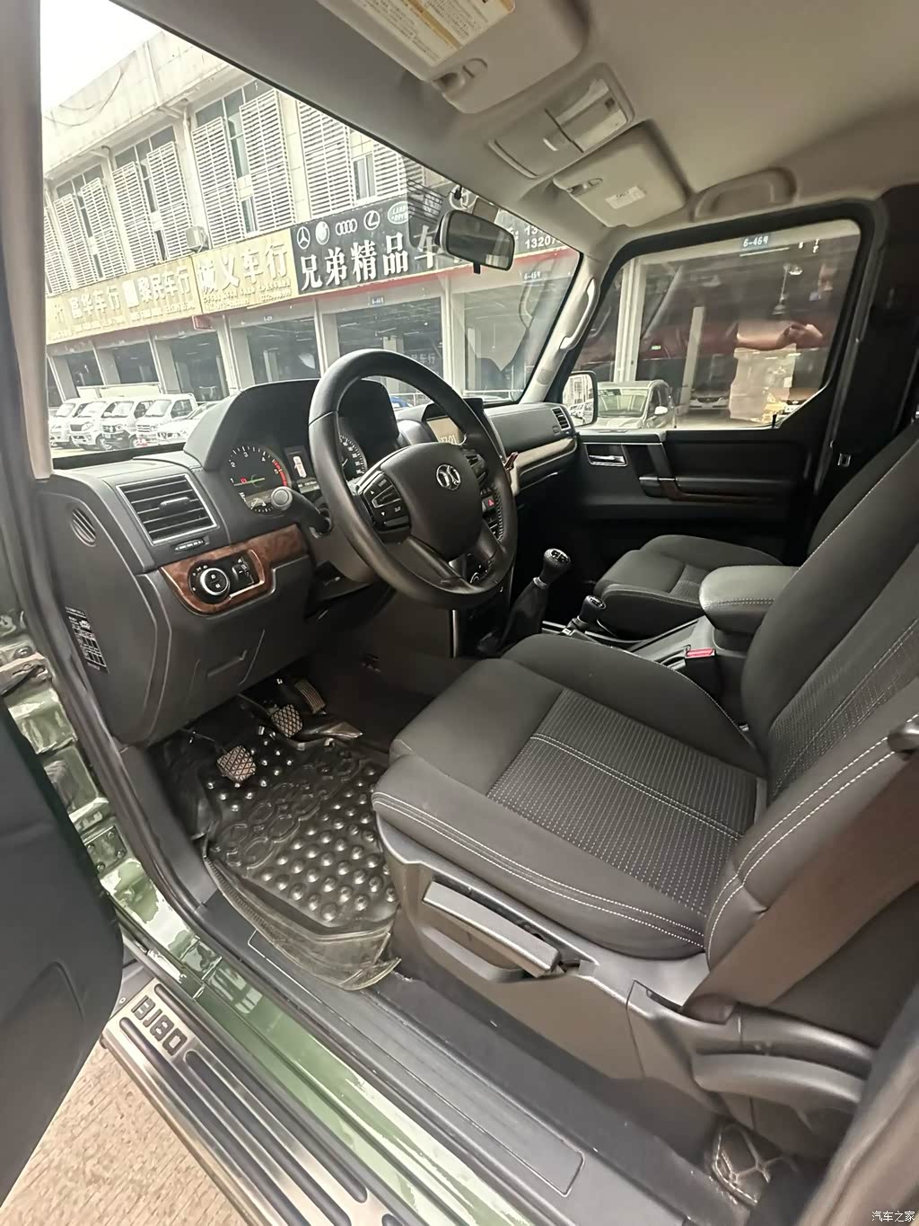 2017 BAIC ORV Beijing Off-Road BJ80 2.8TDi Manual Luxury 5-Door, фото 4, лот 11223369