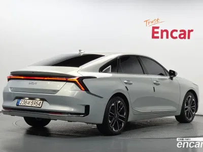 2025 Kia K8 Signature, фото 2, лот 10226769