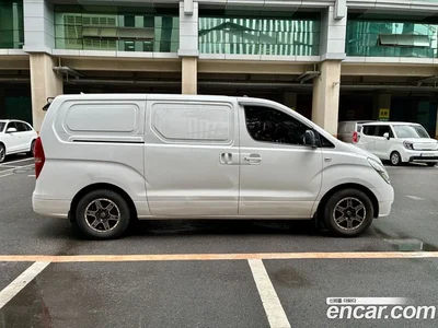 2012 Hyundai Starex 3-Seater VAN, фото 3, лот 10190582