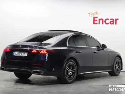 2025 Mercedes-Benz E-Class E300 4MATIC AMG Line, фото 2, лот 10528390