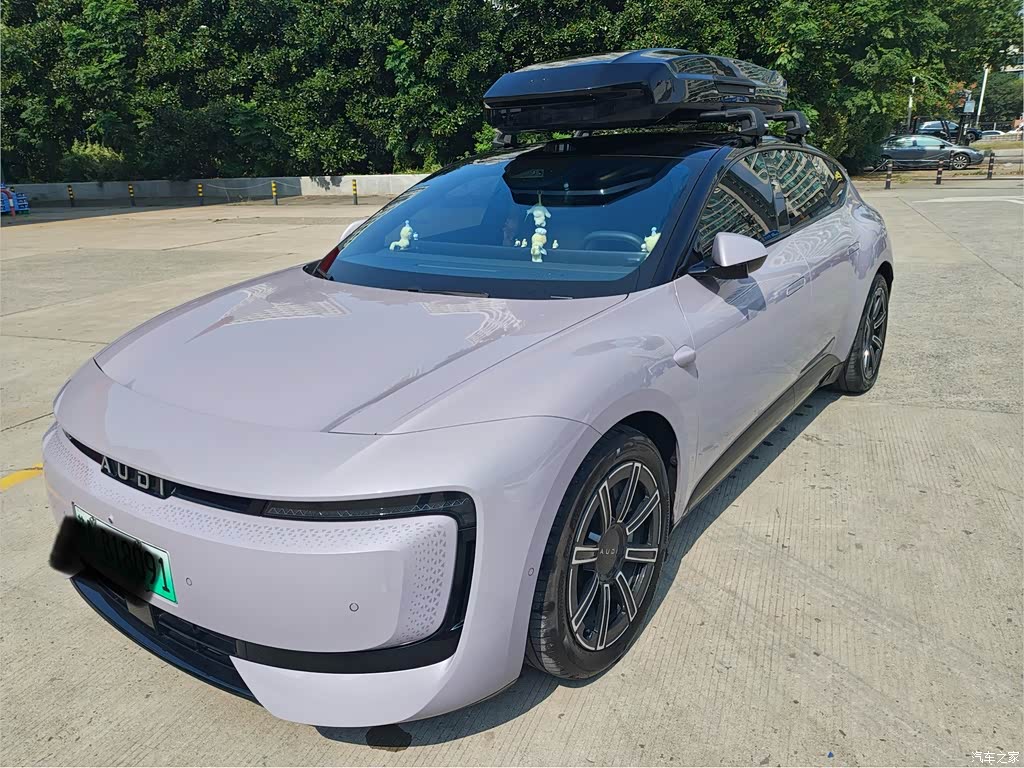 2025 Audi E5 Sportback 300kw 2WD, фото 1, лот 11179765