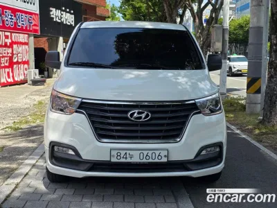 2019 Hyundai Starex Van 3-Seater, фото 2, лот 10161274