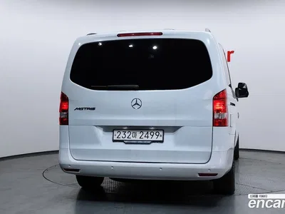 2020 Mercedes-Benz V-Class 2.0, фото 4, лот 10075931