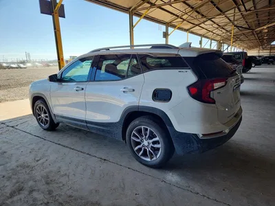 2023 GMC TERRAIN SLT, фото 2, лот 10813590