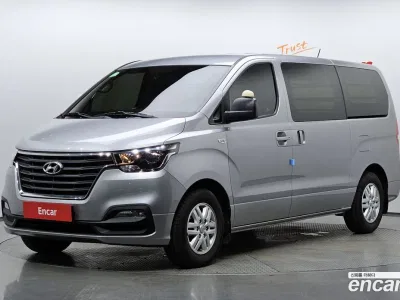2021 Hyundai Starex Van 3-Seater, фото 1, лот 10229582