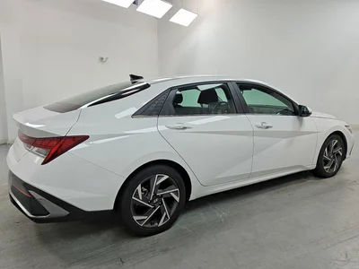 2025 HYUNDAI ELANTRA SEL, фото 3, лот 11561341