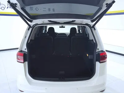 2016 Volkswagen Touran L 330TSI DSG Luxury, фото 4, лот 10423018