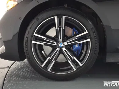 2023 BMW 3-Series 320i M Sport, фото 4, лот 10218774