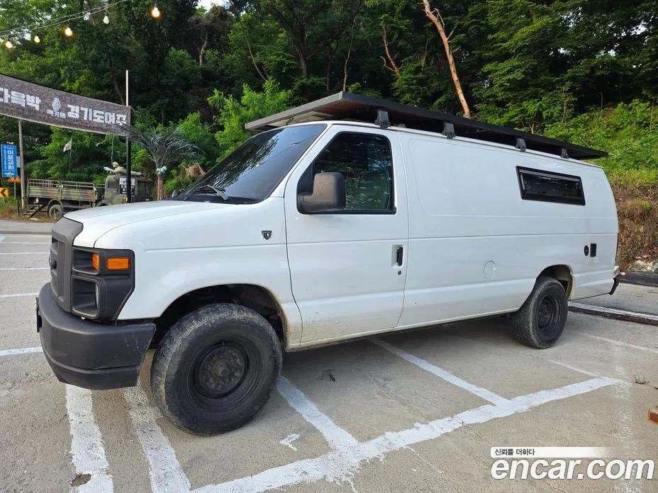 2011 Ford E-Series E-350, фото 1, лот 10196091