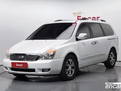 2014 Kia Canival Grand Carnival GLX, фото 1, лот 10394352