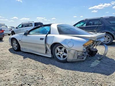 1997 CHEVROLET CAMARO BASE, фото 2, лот 10981077