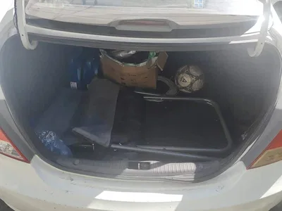 2010 Hyundai Verna Sedan 1.4L Automatic Comfort GS, фото 4, лот 11103258