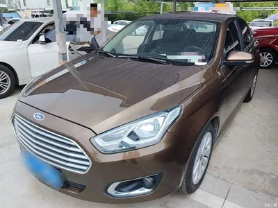2015 Ford Escort 1.5L Manual Fashion, фото 1, лот 10283677