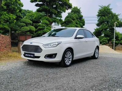 2015 Ford Escort 1.5L Automatic Fashion, фото 1, лот 11095922