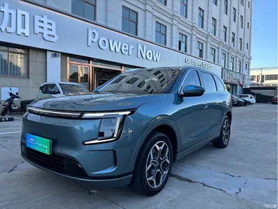 2025 Jetour L7 PLUS Base Model 7-Seater, фото 1, лот 11157038