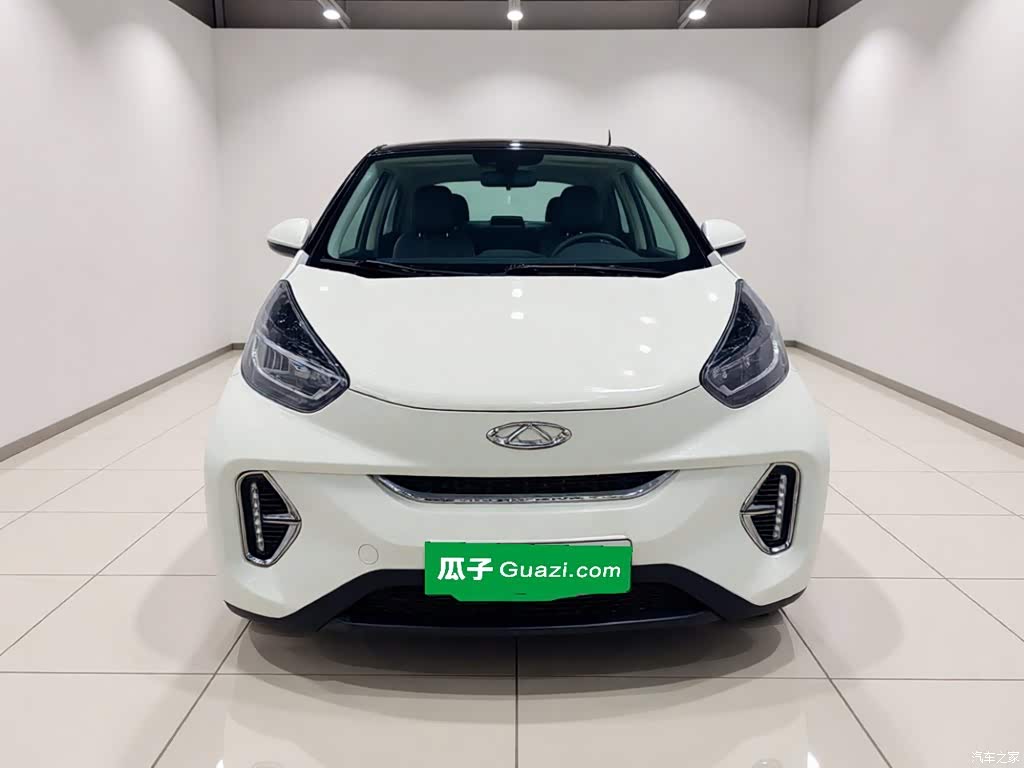 2022 QQ New Energy Little Ant Facelift Sweet Edition Half Sugar LFP 30.7kWh 30kW 301km, фото 2, лот 11188683