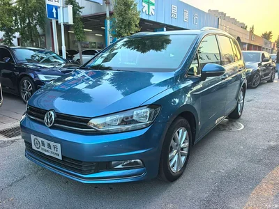2016 Volkswagen Touran L 280TSI DSG Comfortline, фото 1, лот 10475555