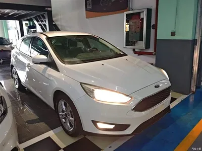 2015 Ford Focus Hatchback 1.6L Automatic Comfort, фото 4, лот 10301960