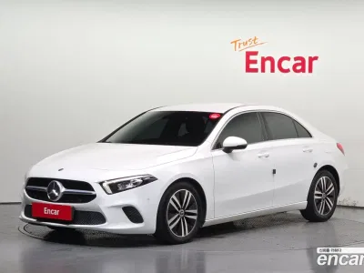 2021 Mercedes-Benz A-Class A200d Sedan, фото 1, лот 10179994