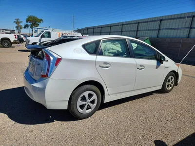 2014 TOYOTA PRIUS TWO, фото 3, лот 10500363