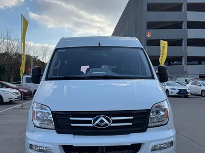 2021 SAIC Maxus Xintu V80 2.0T Manual Classic Aoyuntong Short Wheelbase Medium Roof 5/6-Seater, фото 2, лот 11162343